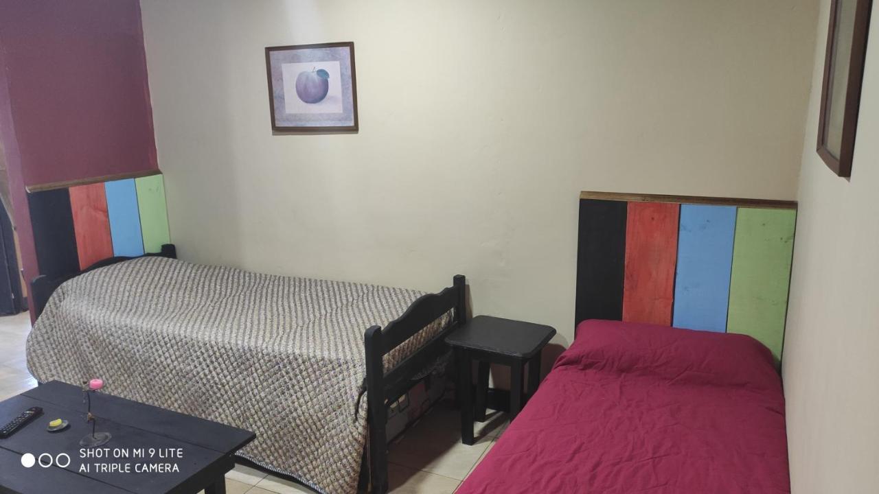 Apart de Fronteras Puerto Iguazú Habitación foto